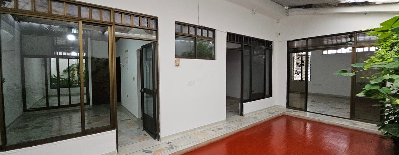 Casa de 5 alcobas en venta en La Independencia, Neiva, 217 m² · foto 24 de 24