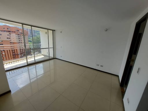 Apartamento de 3 alcobas en arriendo en Aves Maria, Sabaneta, 110 m² · foto 4 de 14