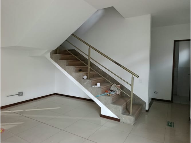 Bodega en arriendo en La Tablaza, La Estrella, 906 m² · foto 10 de 12