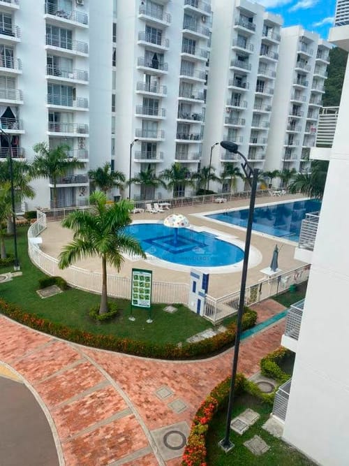 Apartamento de 2 alcobas en venta en Aqualina Orange, Girardot, 46 m² · foto 17 de 20