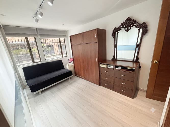 Apartamento de 3 alcobas en venta en Chicó Navarra, Bogotá, 220 m² · foto 11 de 17