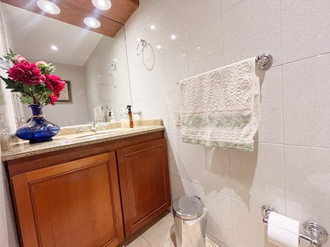 Apartamento de 3 alcobas en venta en Chicó Navarra, Bogotá, 220 m² · foto 12 de 17