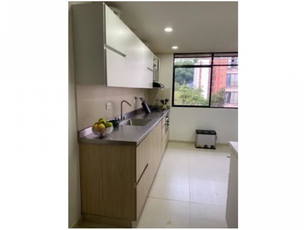 Apartamento en Venta en Loma De San Julian, Medellín