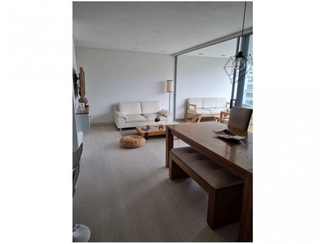 Apartamento de 3 alcobas en venta en Loma Del Chocho, Envigado, 104 m² · foto 3 de 7