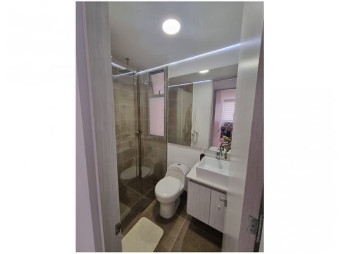 Apartamento de 3 alcobas en venta en Loma Del Chocho, Envigado, 104 m² · foto 5 de 7