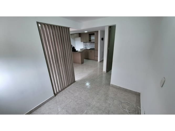 Apartamento de 3 alcobas en venta en Bucaros, Bello, 57 m² · foto 5 de 17