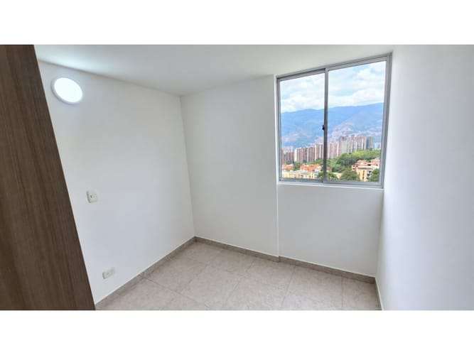 Apartamento de 3 alcobas en venta en Bucaros, Bello, 57 m² · foto 15 de 17