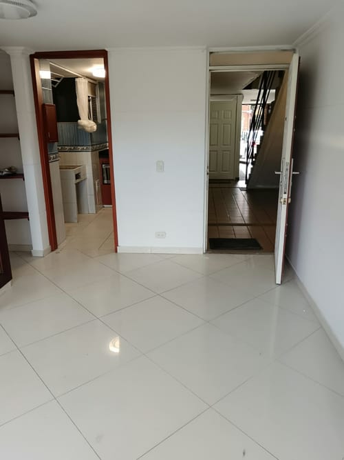 Apartamento de 2 alcobas en arriendo en Ferrocaja Fontibon, Bogotá, 52 m² · foto 8 de 20