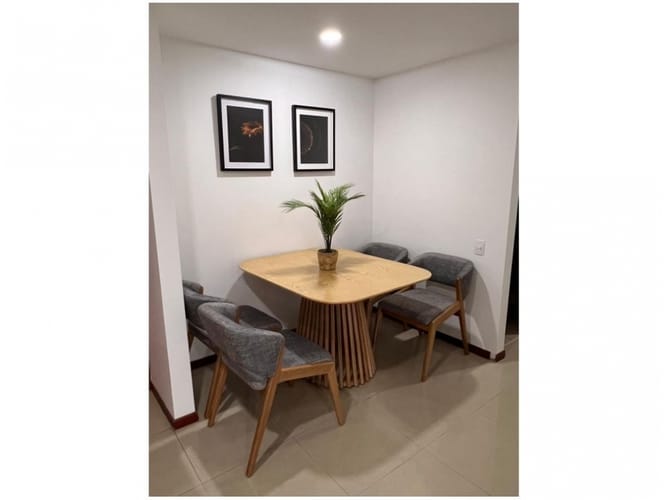 Apartamento de 2 alcobas en venta en Lalinde, Medellín, 68 m² · foto 5 de 6