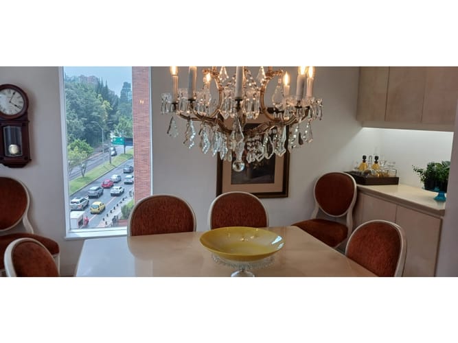 Apartamento de 3 alcobas en venta en Chicó Reservado, Bogotá, 210 m² · foto 8 de 24
