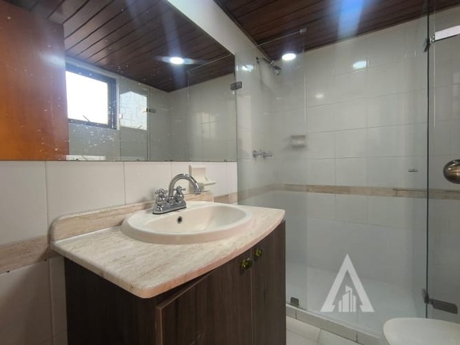 Apartamento de 1 alcoba en arriendo en El Tesoro, Medellín, 54 m² · foto 7 de 18