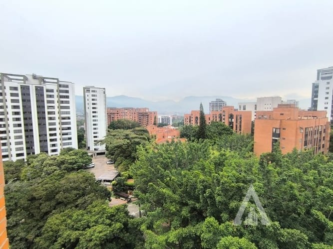 Apartamento de 1 alcoba en arriendo en El Tesoro, Medellín, 54 m² · foto 8 de 18
