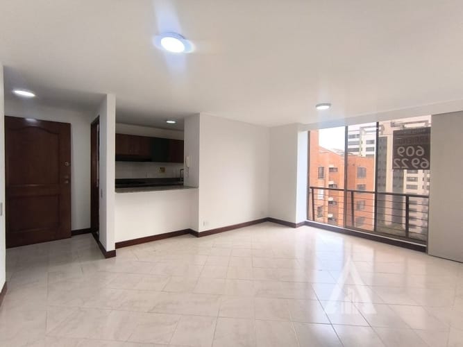 Apartamento de 1 alcoba en arriendo en El Tesoro, Medellín, 54 m² · foto 15 de 18