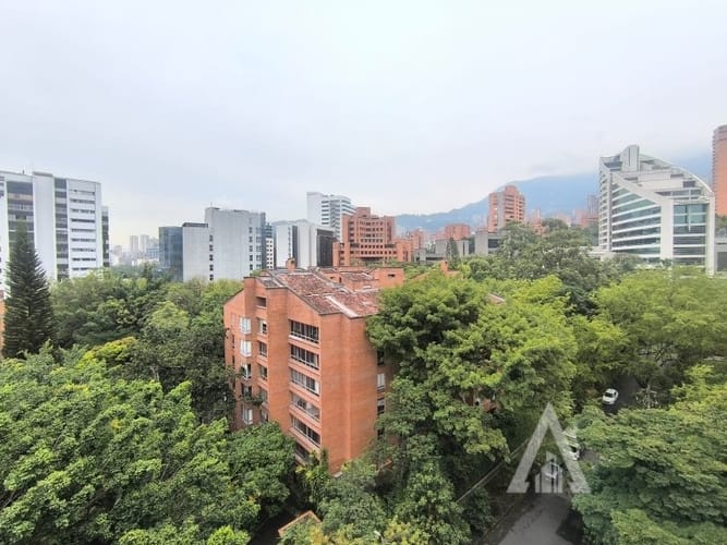 Apartamento de 1 alcoba en arriendo en El Tesoro, Medellín, 54 m² · foto 16 de 18