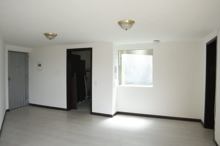 Apartamento en venta en Ismael Perdomo, Bogotá · foto 2 de 8