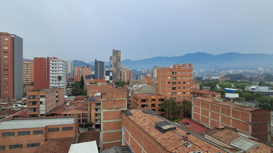 Apartamento de 2 alcobas en arriendo en Mayorca, Sabaneta, 55 m² · foto 2 de 13