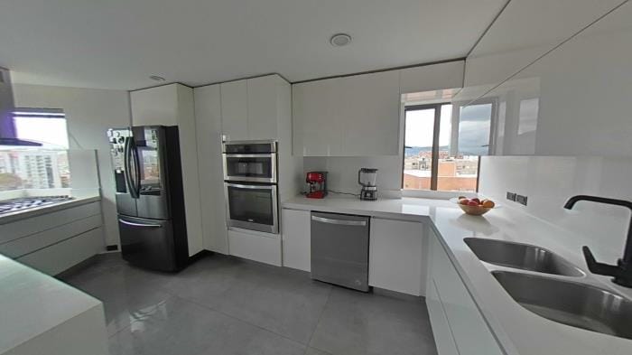 Apartamento de 5 alcobas en venta en La Calleja, Bogotá, 265 m² · foto 10 de 24
