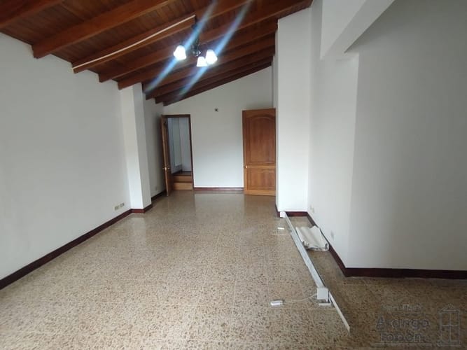 Apartamento de 3 alcobas en arriendo en Conquistadores, Medellín, 165 m² · foto 12 de 23