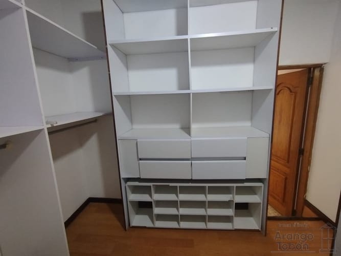 Apartamento de 3 alcobas en arriendo en Conquistadores, Medellín, 165 m² · foto 14 de 23