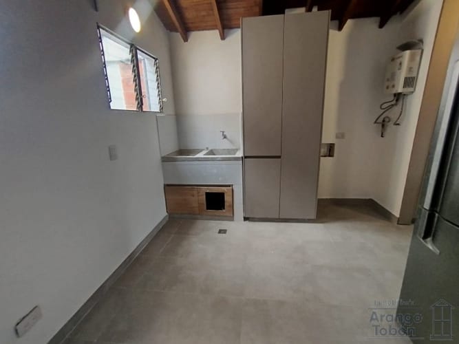 Apartamento de 3 alcobas en arriendo en Conquistadores, Medellín, 165 m² · foto 20 de 23