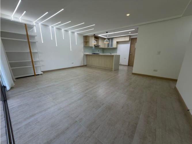 Apartamento de 3 alcobas en arriendo en Loma De Los Bernal, Medellín, 110 m² · foto 5 de 20