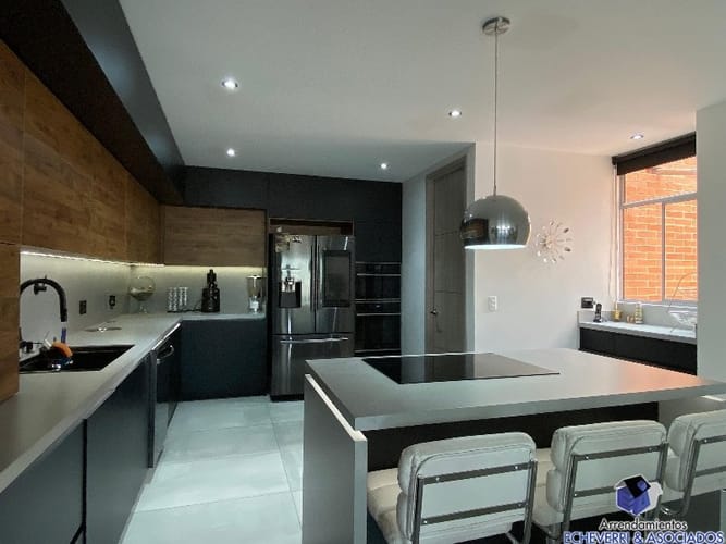 Apartamento de 2 alcobas en venta en Loma De Las Brujas, Envigado, 166 m² · foto 10 de 18