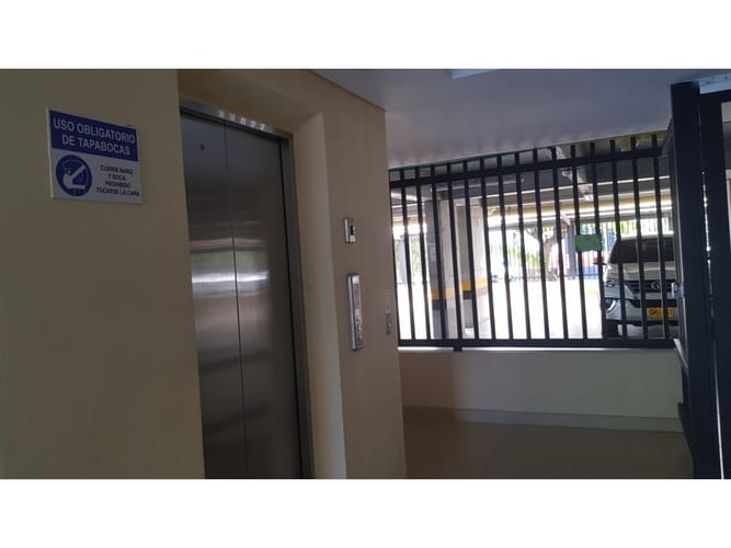 Apartamento de 4 alcobas en venta en Bavaria, Santa Marta, 105 m² · foto 18 de 24