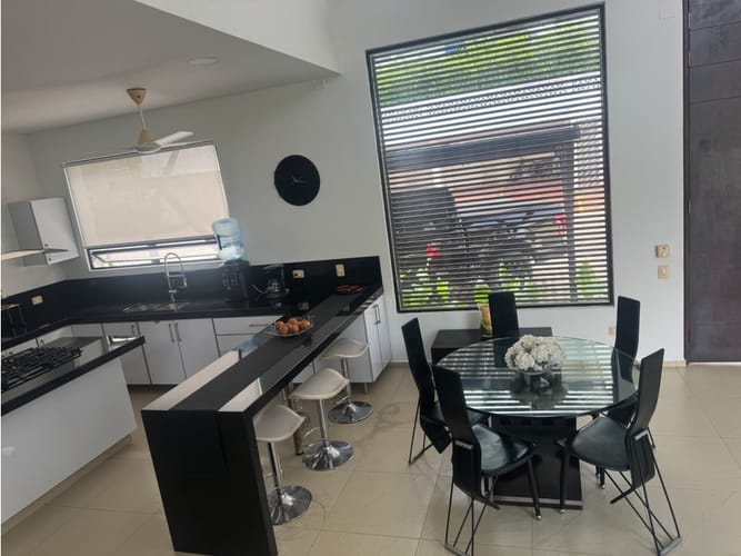Casa de 4 alcobas en venta en Santander, Girardot, 180 m² · foto 13 de 20