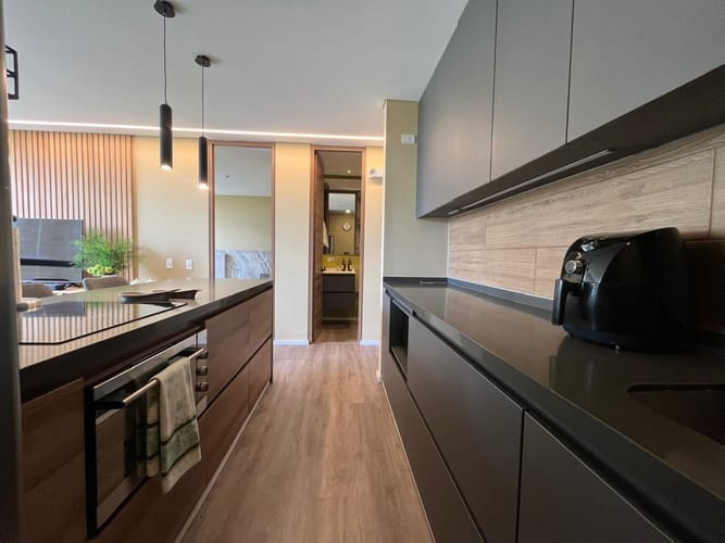 Apartamento de 1 alcoba en venta en Loma Del Chocho, Envigado, 125 m² · foto 5 de 18