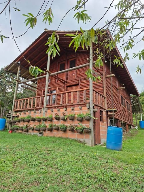 Finca en arriendo en Santa Elena, Medellín, 2200 m² · foto 3 de 24