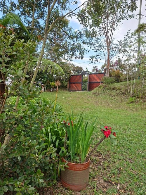 Finca en arriendo en Santa Elena, Medellín, 2200 m² · foto 12 de 24