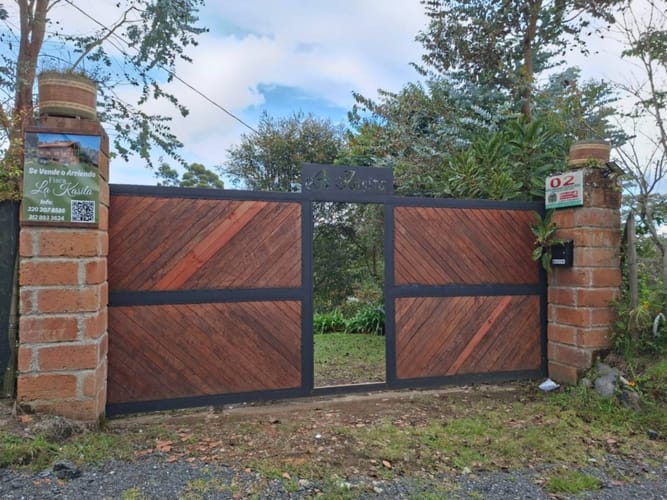 Finca en arriendo en Santa Elena, Medellín, 2200 m² · foto 15 de 24