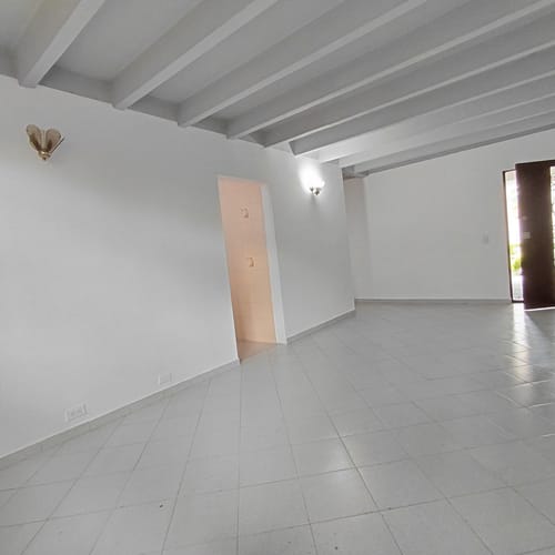 Apartamento de 3 alcobas en arriendo en Colseguros Andes, Cali, 60 m² · foto 21 de 24
