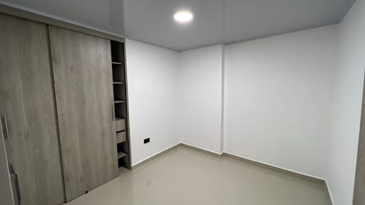 Apartamento de 2 alcobas en arriendo en Castilla, Medellín, 55 m² · foto 5 de 7