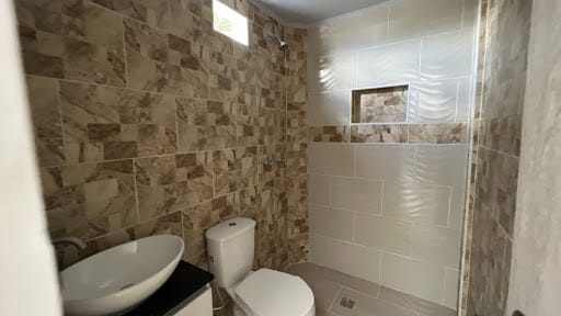 Apartamento de 2 alcobas en arriendo en Castilla, Medellín, 55 m² · foto 7 de 7