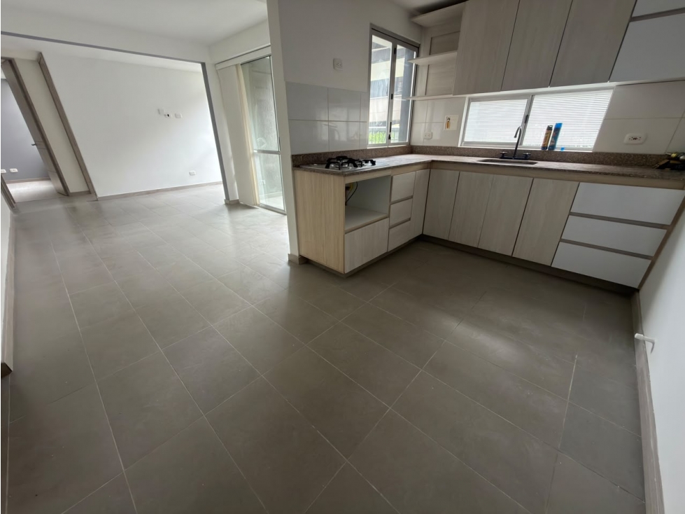 Apartamento en Arriendo en Loma de los bernal, Medellín