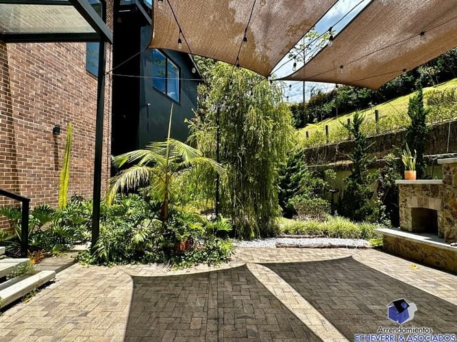 Casa de 4 alcobas en venta en Las Palmas, Medellín, 1480 m² · foto 5 de 24