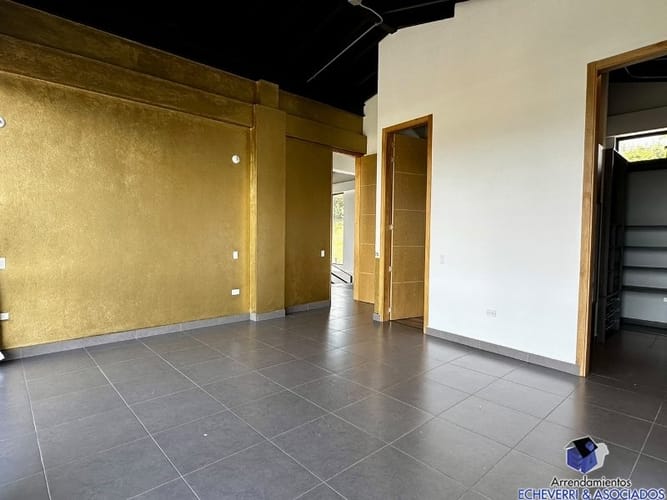Casa de 4 alcobas en venta en Las Palmas, Medellín, 1480 m² · foto 22 de 24