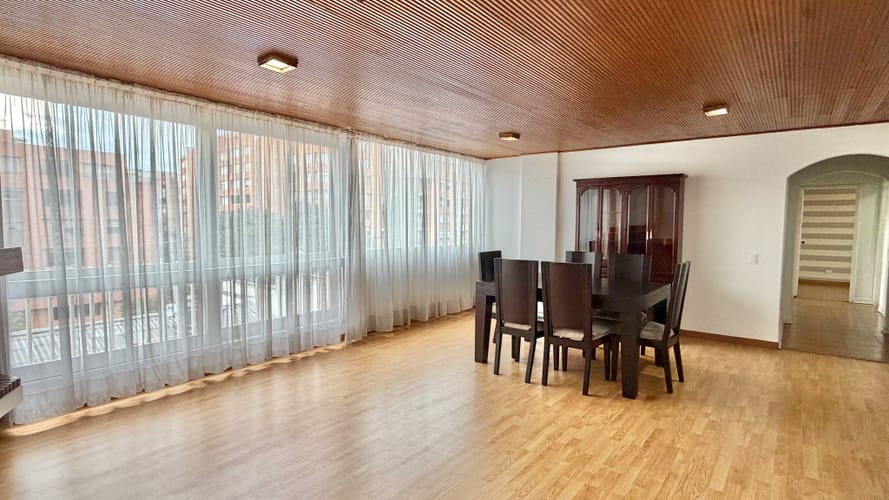 Apartamento de 3 alcobas en venta en El Pedregal, Bogotá, 111 m² · foto 3 de 13