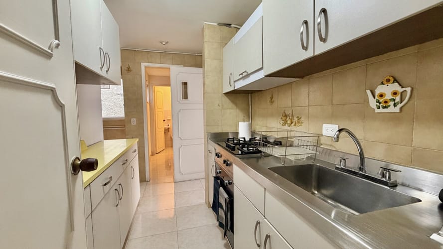 Apartamento de 3 alcobas en venta en El Pedregal, Bogotá, 111 m² · foto 4 de 13