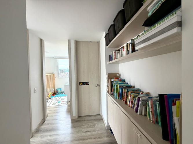 Apartamento de 3 alcobas en venta en Avenida Kevin Angel, Manizales, 81 m² · foto 3 de 21