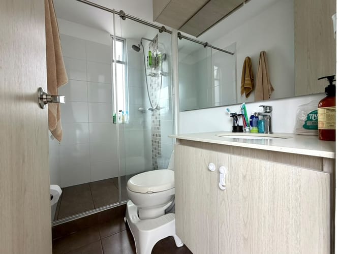 Apartamento de 3 alcobas en venta en Avenida Kevin Angel, Manizales, 81 m² · foto 11 de 21