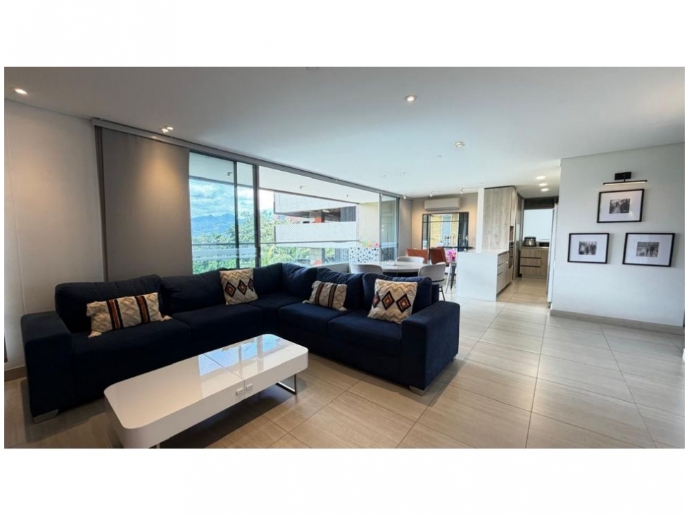 Apartamento en Venta en Castropol, Medellín