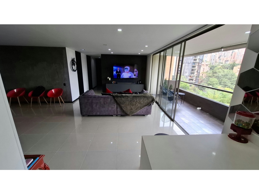 Apartamento en Venta en Castropol, Medellín
