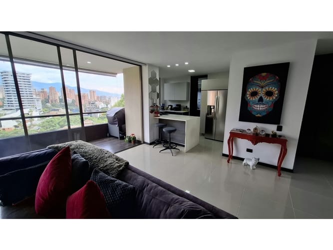 Apartamento de 3 alcobas en venta en Castropol, Medellín, 138 m² · foto 7 de 19