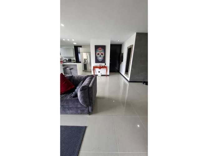 Apartamento de 3 alcobas en venta en Castropol, Medellín, 138 m² · foto 11 de 19