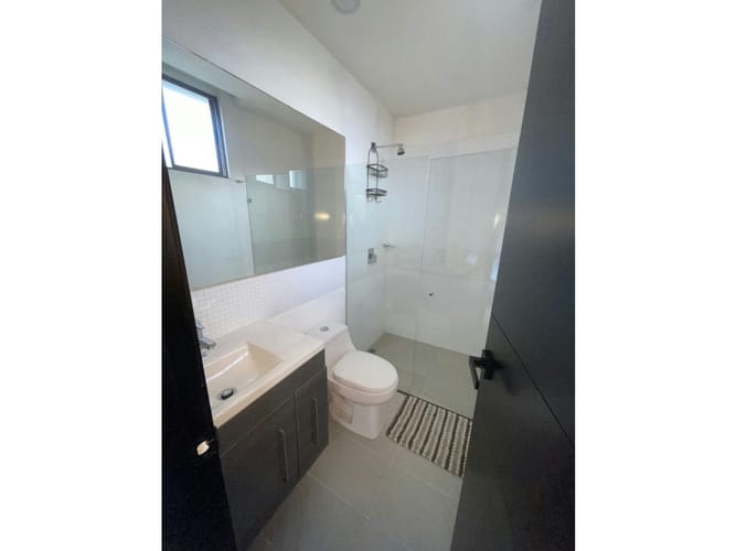Apartamento de 3 alcobas en venta en Castropol, Medellín, 138 m² · foto 12 de 19