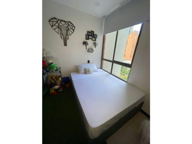 Apartamento de 3 alcobas en venta en Castropol, Medellín, 138 m² · foto 16 de 19