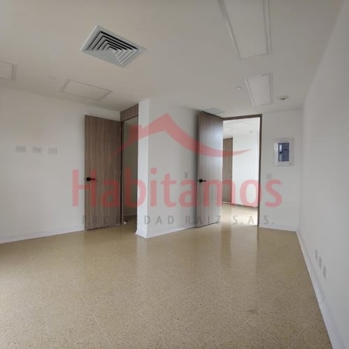 Oficina en venta en El Poblado, Medellín, 32 m² · foto 8 de 12