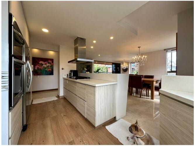 Apartamento de 4 alcobas en venta en Lalinde, Medellín, 215 m² · foto 6 de 15